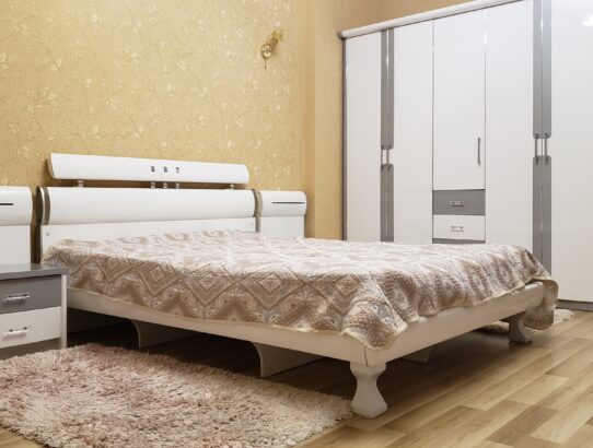 Лобановского пр-т 6В отличный ремонт мебель техника S=130м.